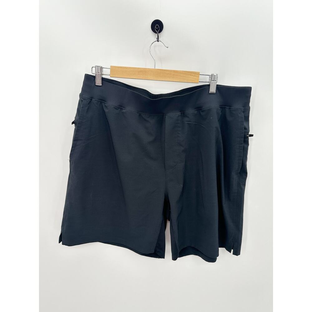 Fabletics Black Woven Training Shorts 8" Inseam Elastic Waistband Mens XL - Picture 1 of 6